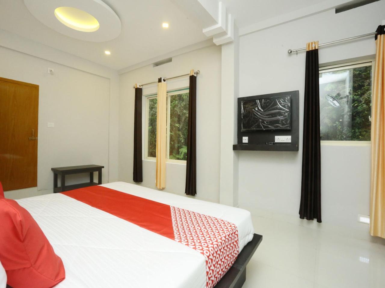 โอโย 12978 อิคลู เรซิเดนซี Hotel ไวทีรี ภายนอก รูปภาพ