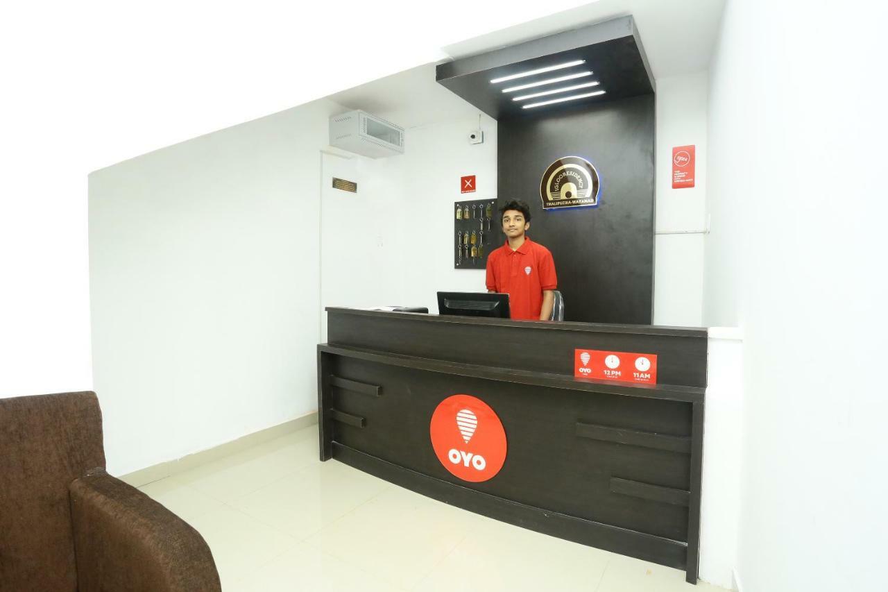 โอโย 12978 อิคลู เรซิเดนซี Hotel ไวทีรี ภายนอก รูปภาพ